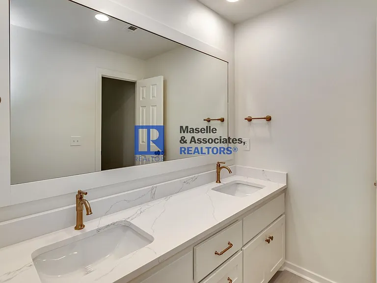 200 Cripple Creek Rd — Photo 68