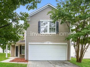 1915 Almond Hills Dr, Charlotte, NC 28262
