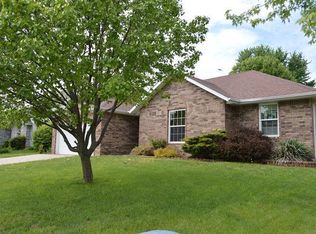2265 W Rockwood St, Springfield, MO 65807