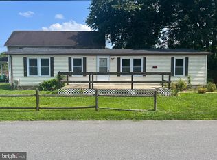 9 School Ln, Dover, DE 19904