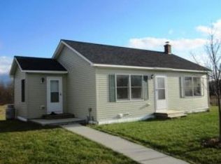 406 Savage Point Rd, North Hero, VT 05474