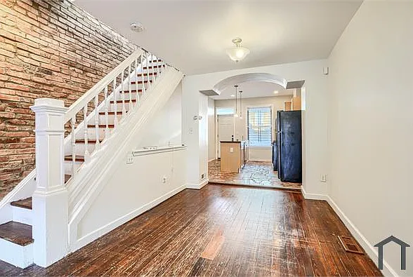 205 N Streeper St — Photo 3
