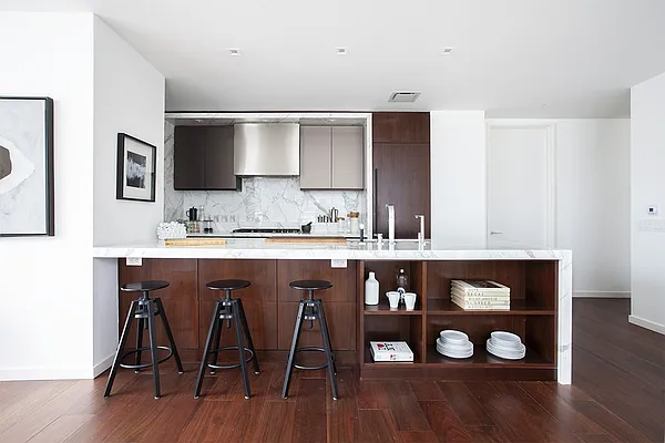 Sold by Stribling | media 22