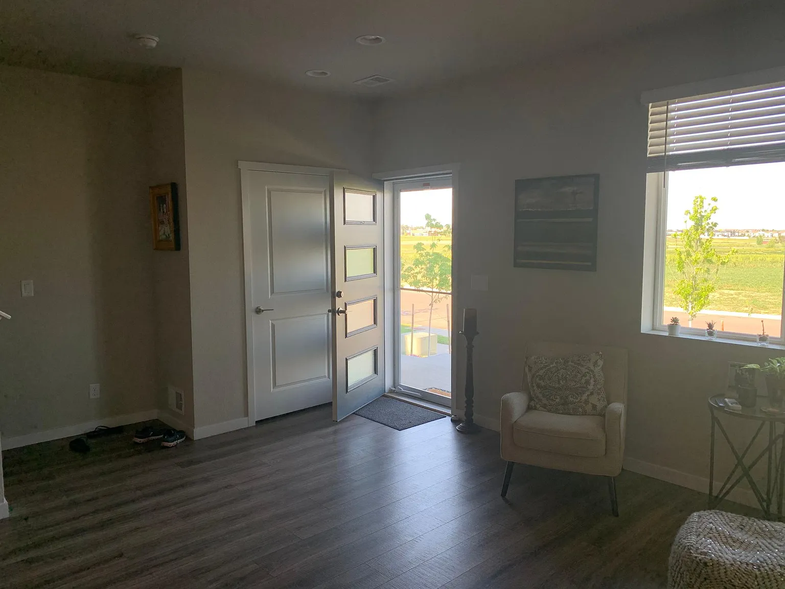 3 bed, 2.5 bath, 2049 sqft, $3,225 — Photo 4