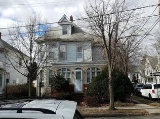 16 Park Pl, Floral Park, NY 11001