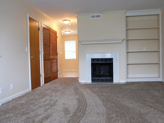 2nd image of 2554 Willowbranch Dr