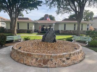 500, Palm Springs, FL 33461