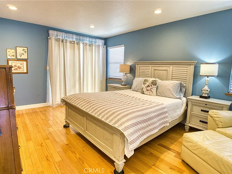 978 Balboa St — Photo 19