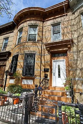 Rented by Corcoran | media 19