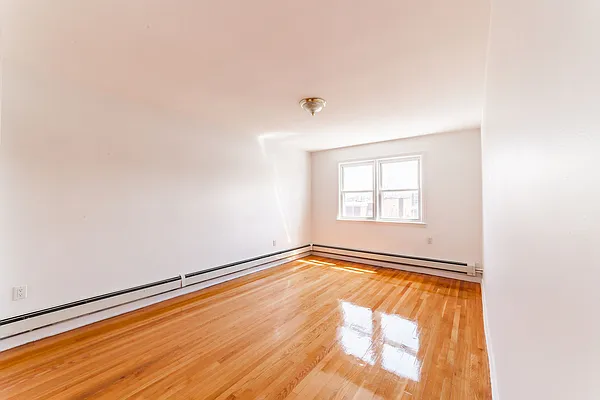 Rented by Nest Seekers International | media 31