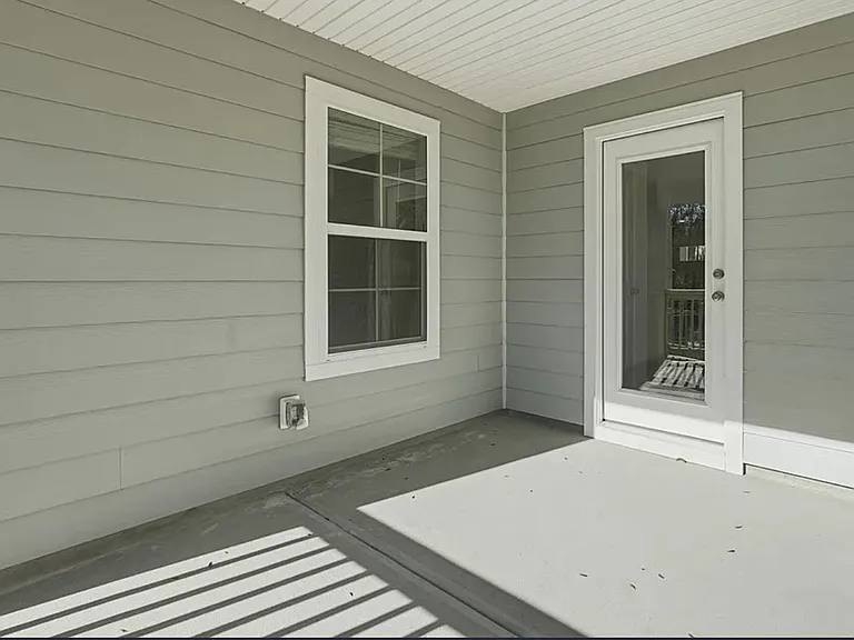 7 Iola St — Photo 19