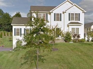 3 Tether Rd, Bedford, NH 03110