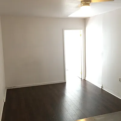 Rented by Veracity NYC LLC | media 11