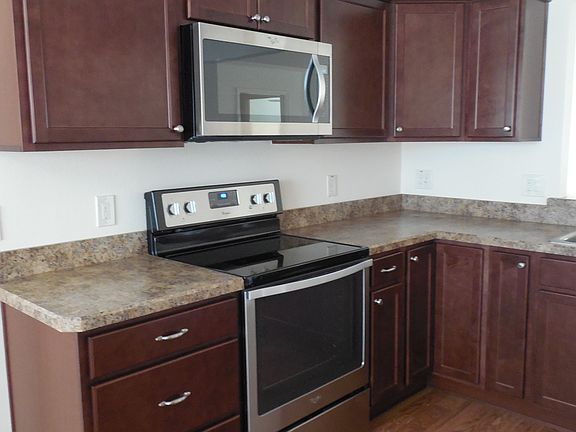 4th image of 660 Coronaca Ct
