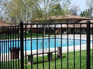 5456 Roundtree Dr APT E, Concord, CA 94521