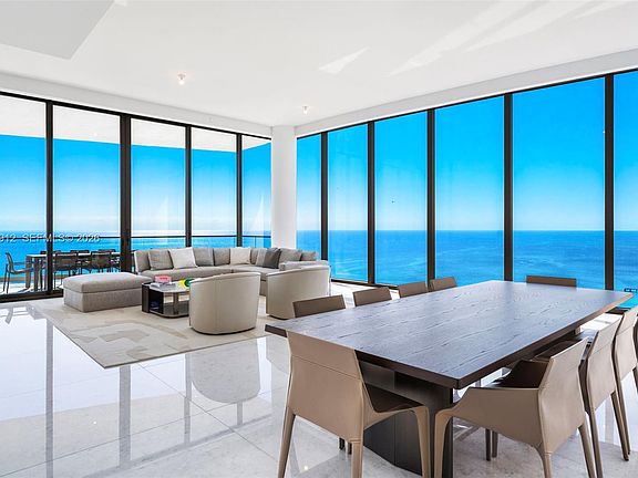 2nd image of 17901 Collins Ave Unit 4507