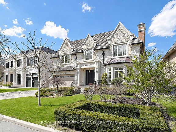 2nd image of 108 Yorkminster Rd