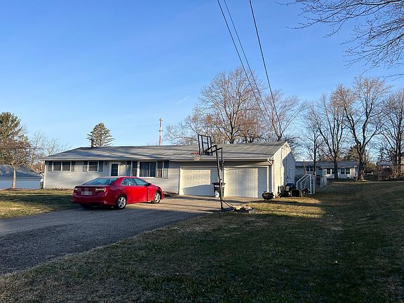 2nd image of 1730 Yorktown Dr