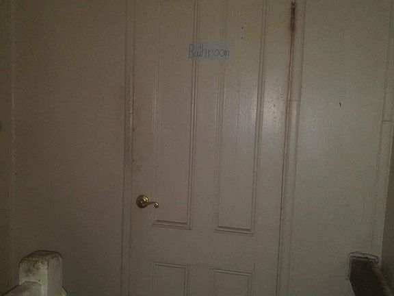 4th image of 19 E 198th St #2