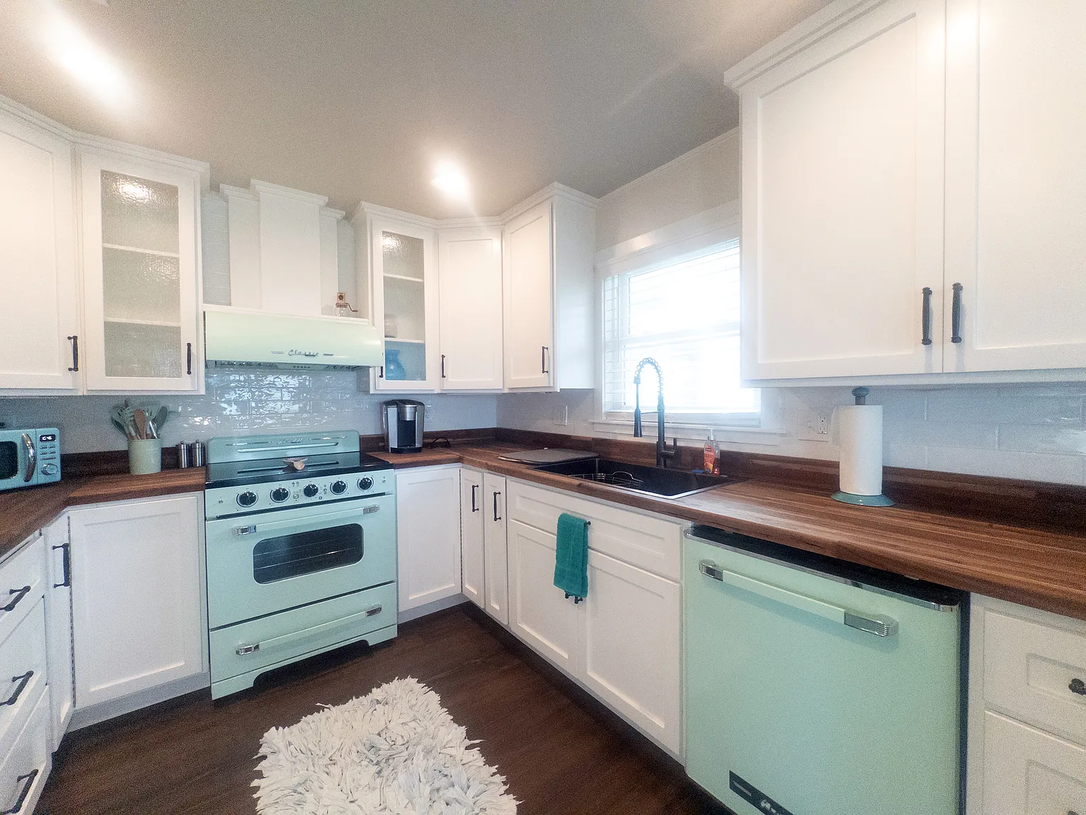 2 bed, $3,500 — Photo 4