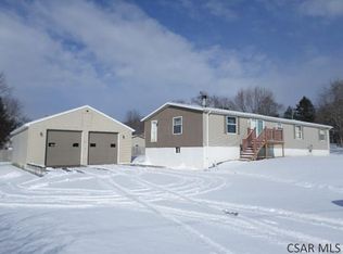 472 Washington St, Seward, PA