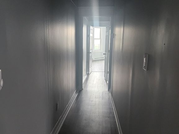 5th image of 8 Riverview Pl APT 5