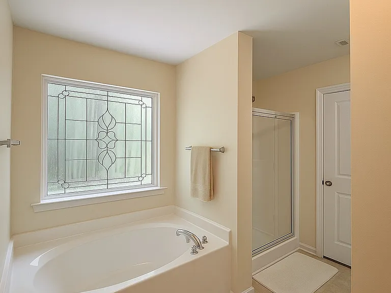 904 Avent Meadows Ln — Photo 10