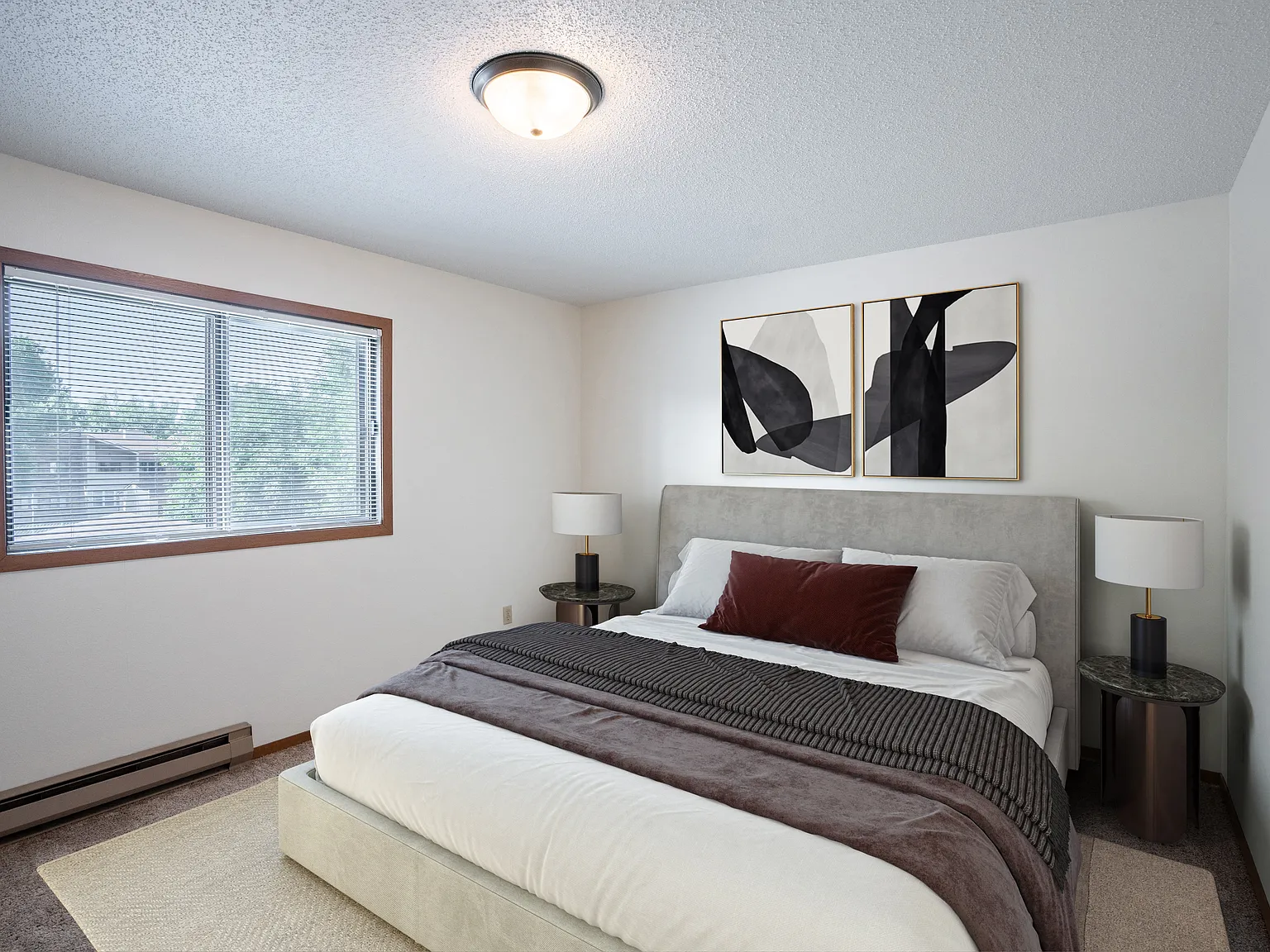 Kentwood Manor — Photo 3