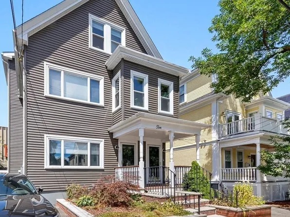 10 Grant St #2, Somerville, MA 02145