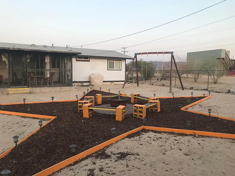 6380 Yucca Ave — Photo 7