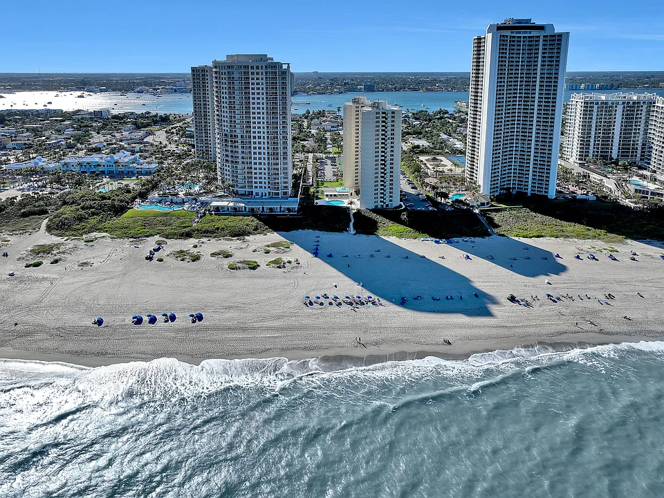 2800 N Ocean Dr #B-17C
