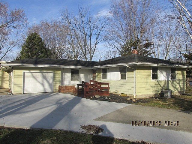 1st image of 58895 Hillcrest Dr