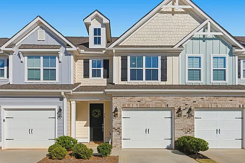 38 Red Horse Way Photo 1