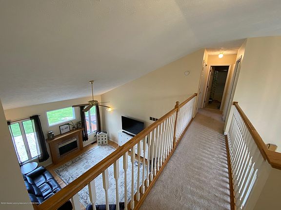 5th image of 2315 White Pine Dr
