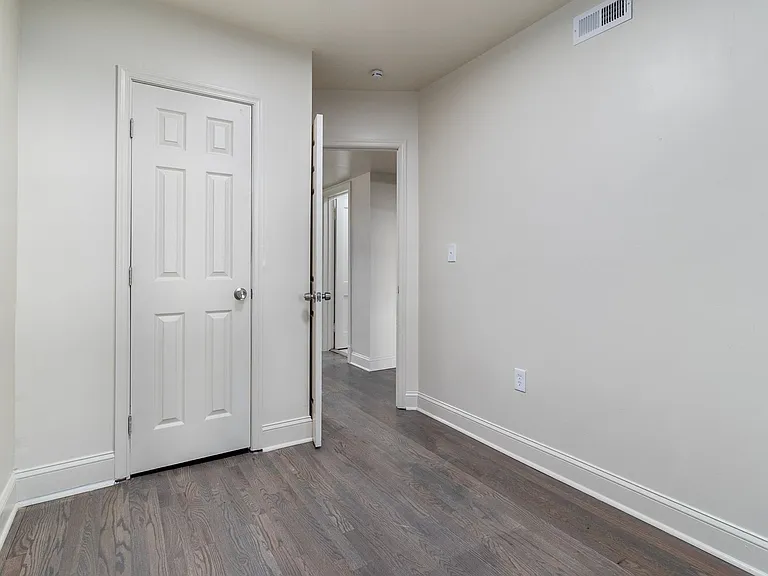 4713 3rd Pl NW — Photo 2