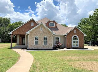524 S Main Dr, Van Alstyne, TX 75495
