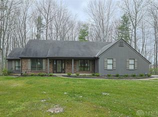 866 Cedar Dr, Loveland, OH 45140