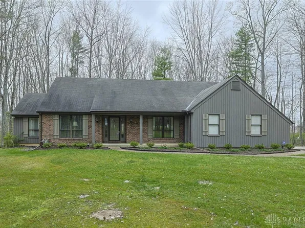 866 Cedar Dr, Loveland, OH 45140