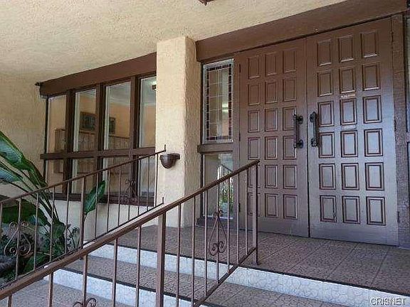 4th image of 5412 Lindley Ave Unit 323