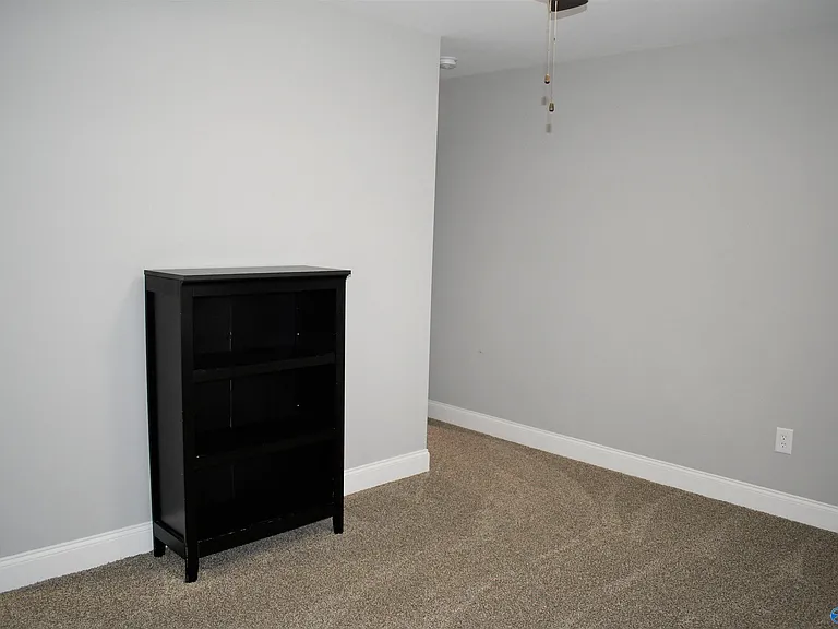 11 Burke Ave — Photo 39