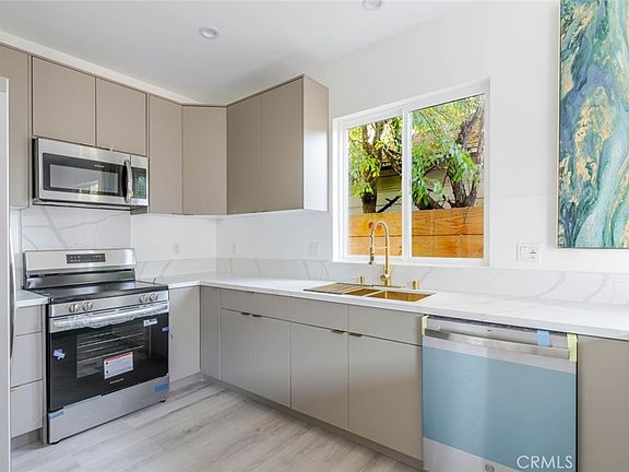3rd image of 17428 Roscoe Blvd #17428