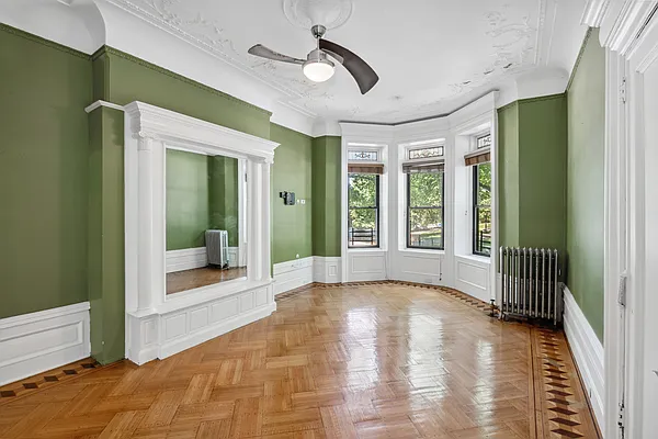 Rented by Compass | media 7