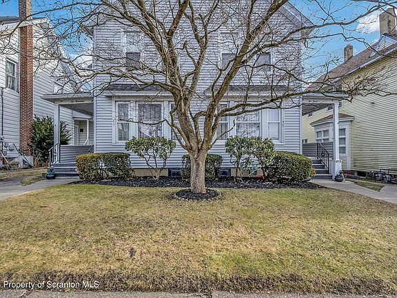 3rd image of 212-214 N Sumner Ave
