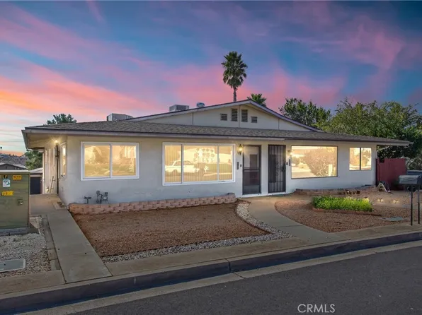 217 Summit View Dr, Calimesa, CA 92320