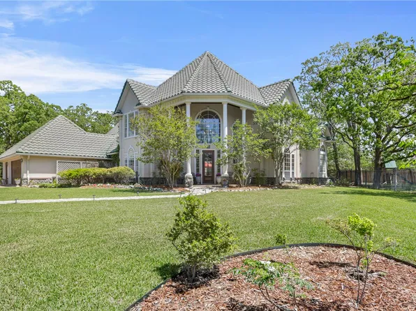 4304 Newcastle Ct, Bryan, TX 77802