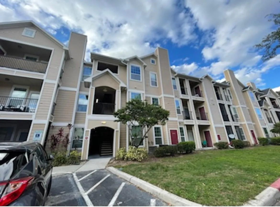 Building Photo - 1990 Erving Cir #308