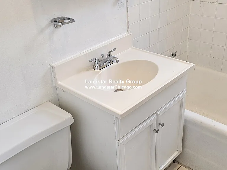 4409 N Kenneth Ave #3A — Photo 6