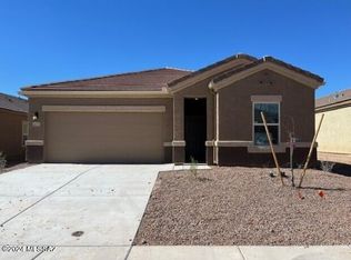10235 N Leopard Gecko Ter, Marana, AZ 85653