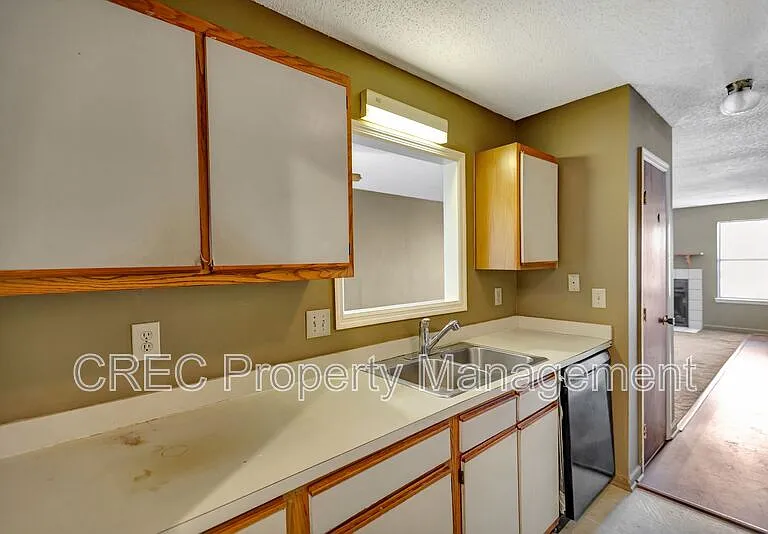 169 Pine Shadow Dr — Photo 8