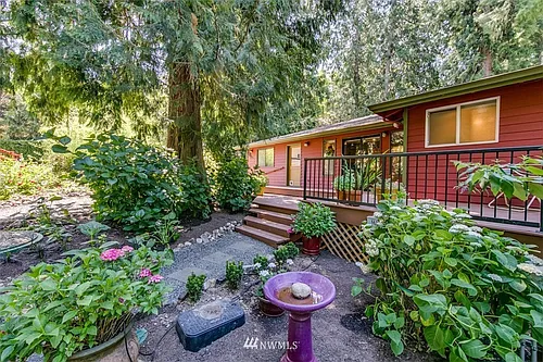 5475 NE Sunset Pl Photo 1